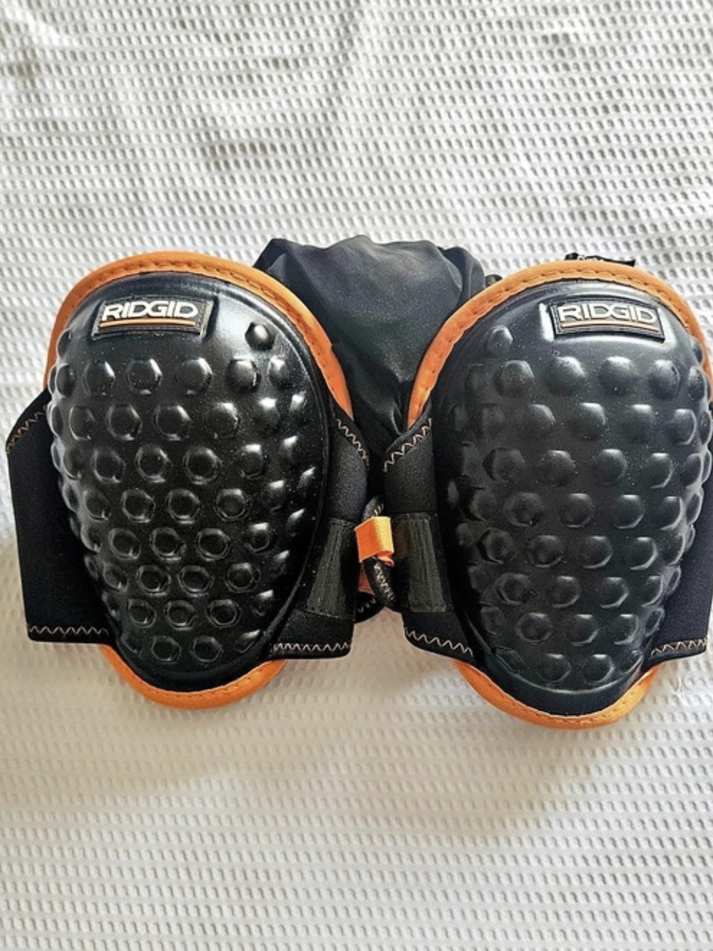 RIDGID Gel-Foam Knee Pads Black & Orange